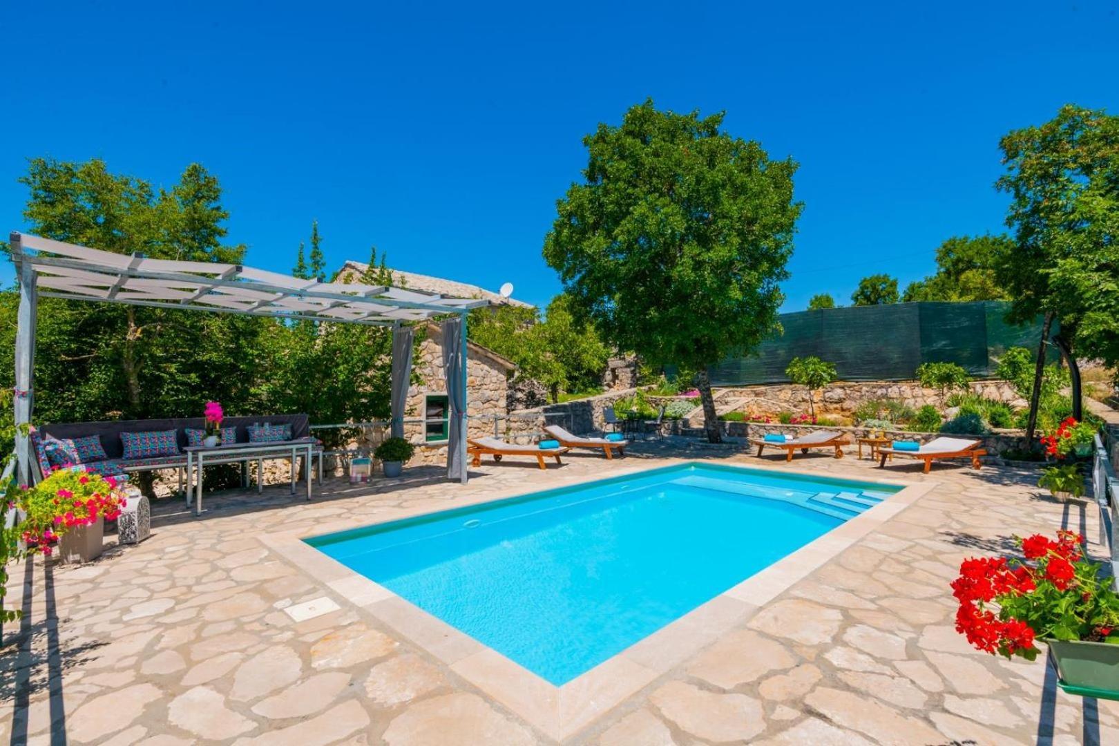 Villa Ognjistar In The Hinterland Of Makarska Riviera Zmijavci Exterior foto